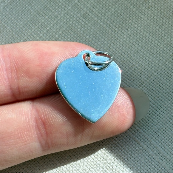 Sterling Silver Engravable Heart Pendant - Picture 5 of 5